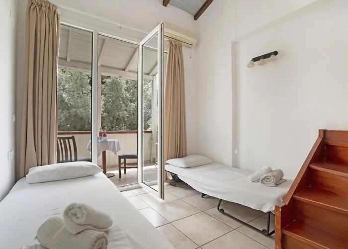 Mezoneta 2 * Nydri (Lefkada)