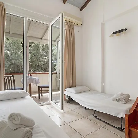 Mezoneta 2 * Nydri (Lefkada)